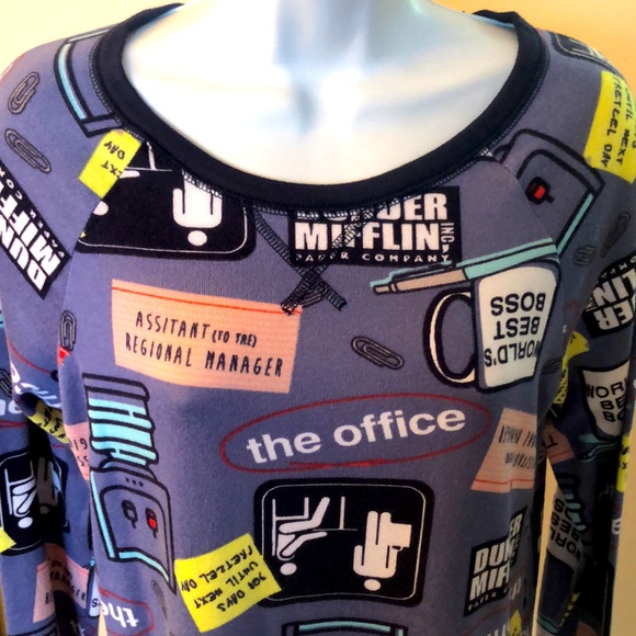 THE OFFICE LIGHTWEIGHT SWEATER TOP • DUNDER MIFFLIN LOGOS • Sz S - Picture 3 of 12